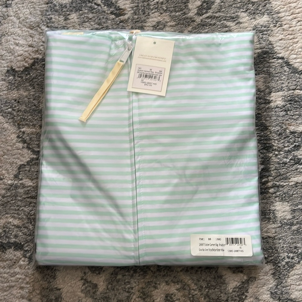 Graham The Beaufort Bonnet Company Grace by green stripe Garment Bag NWT